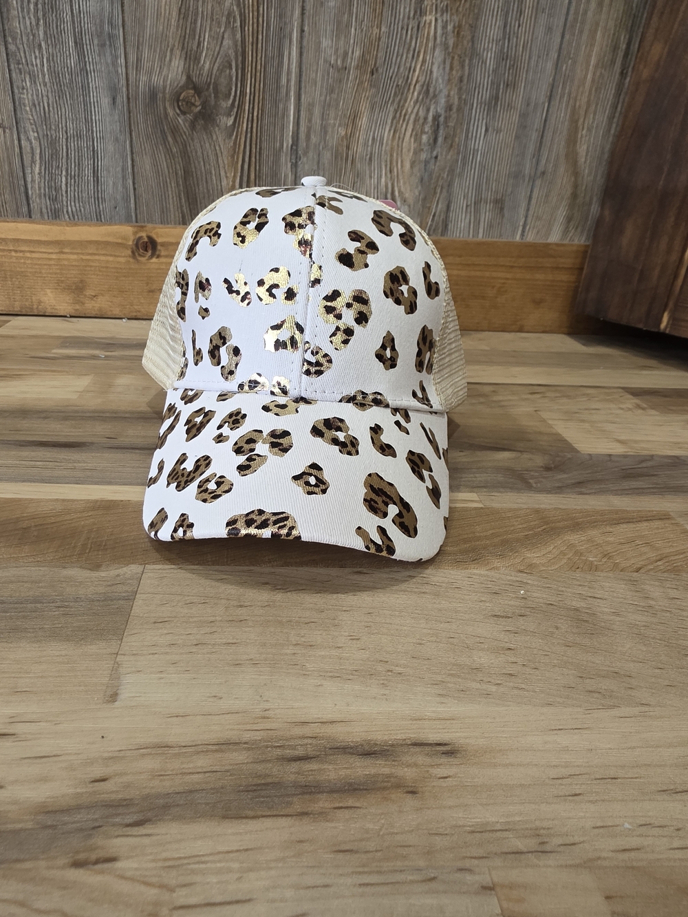 Leopard Print Mesh Back Trucker Hat - White/Cream